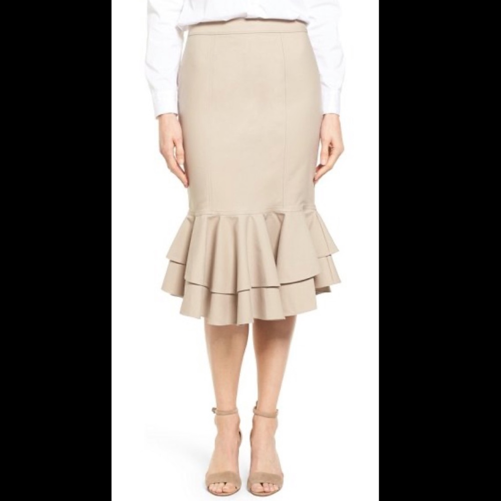 Halogen Ruffle Hem Pencil Skirt, Khaki size 2P